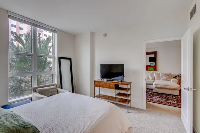 City Palms Unit 207 photo 9