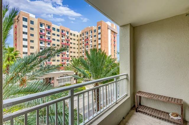 City Palms Unit 207 photo 14