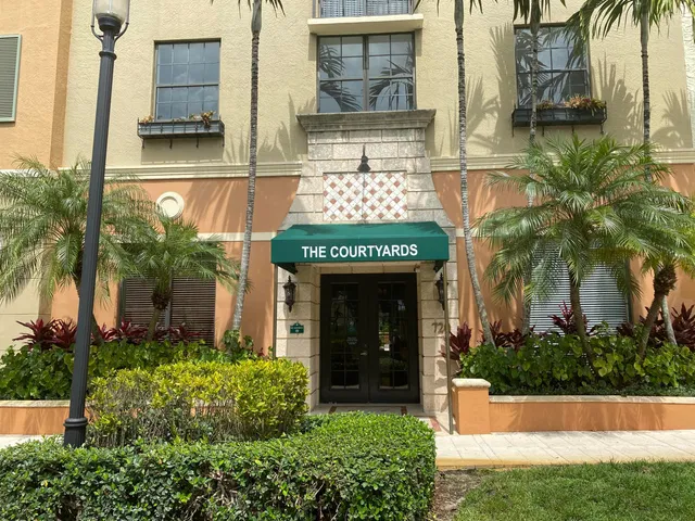 Courtyards in Cityplace Unit 101 photo 22