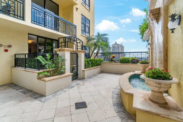 One City Plaza Unit 725, 801 S Olive Avenue, West Palm Beach, exterior