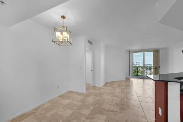 The Metropolitan Unit 612 photo 2