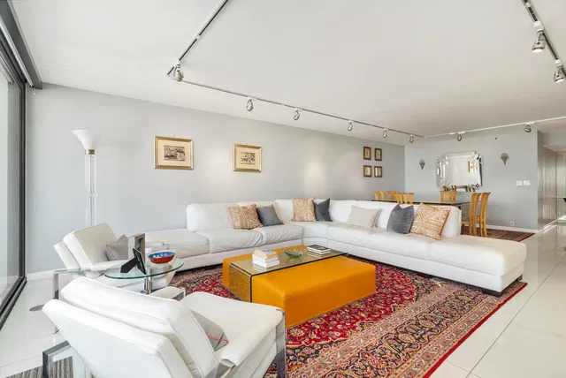 Waterview Towers Unit 1504 photo 6