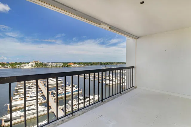 Waterview Towers Unit 1504 photo 8
