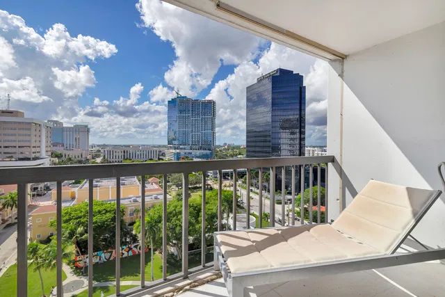 Waterview Towers Unit 1504 photo 15