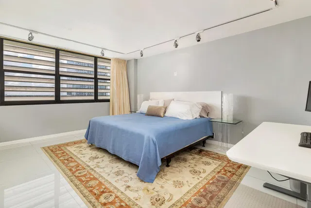 Waterview Towers Unit 1504 photo 17