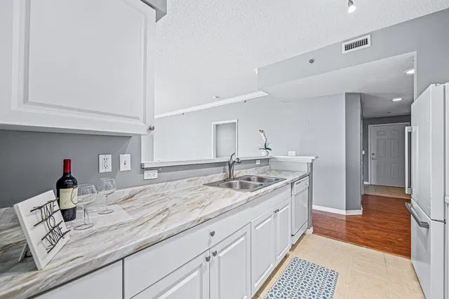 The Montecito Unit 1112 photo 11