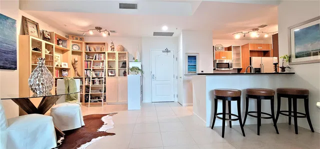The Whitney Unit 315 photo 10