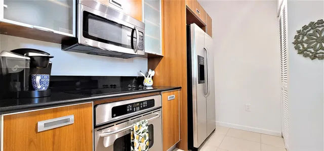The Whitney Unit 315 photo 12
