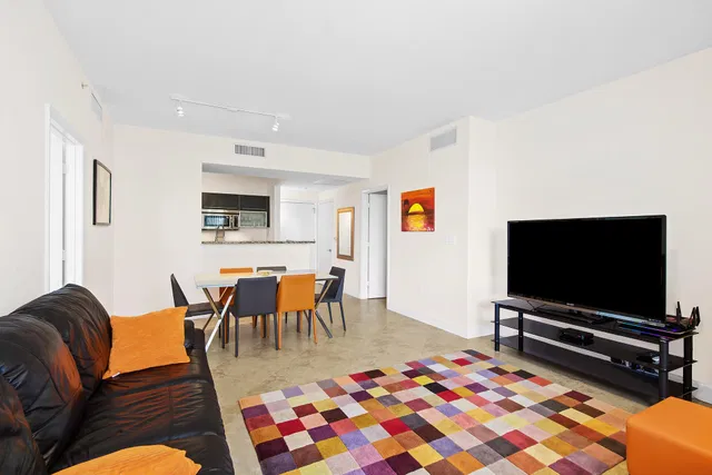 CityPlace South Tower Unit 409 photo 3