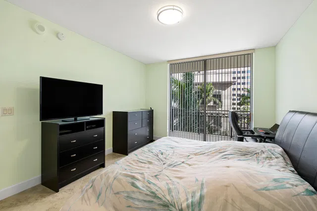 CityPlace South Tower Unit 409 photo 6