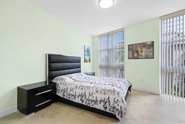CityPlace South Tower Unit 409 photo 9