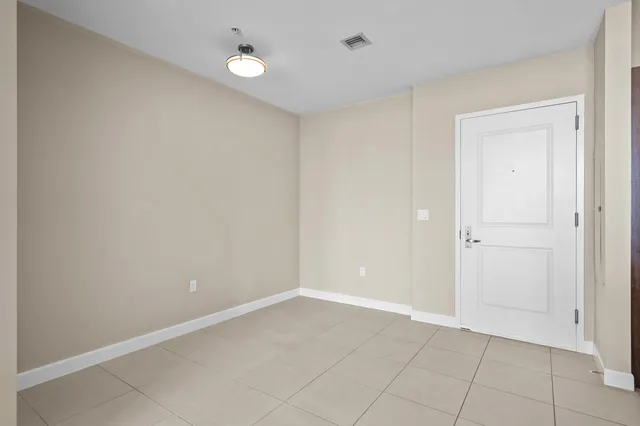City Palms Unit 525 photo 6