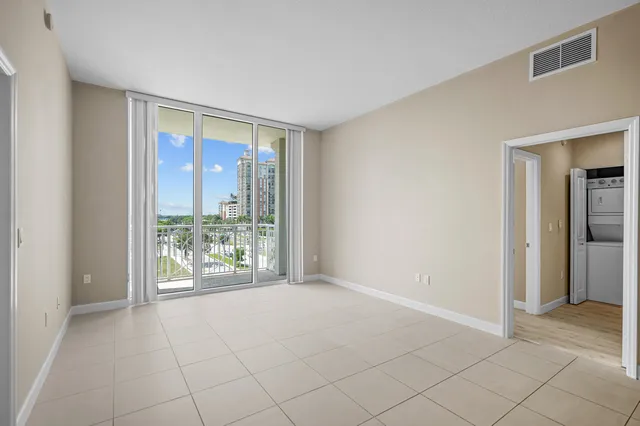 City Palms Unit 525 photo 15