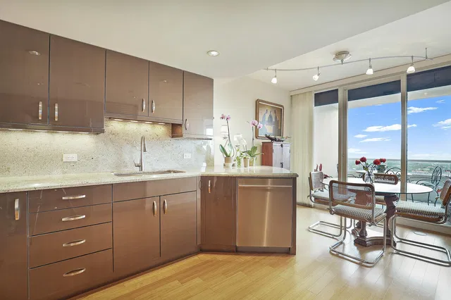 The Plaza of The Palm Beaches Unit 23g photo 3