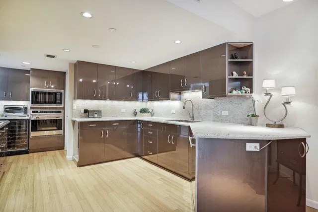 The Plaza of The Palm Beaches Unit 23g photo 5