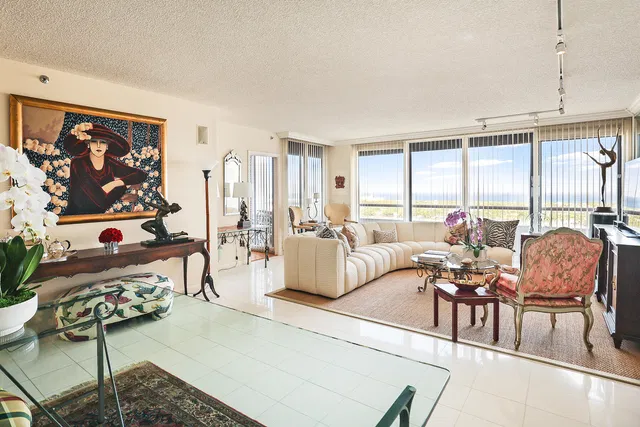 The Plaza of The Palm Beaches Unit 23g photo 6
