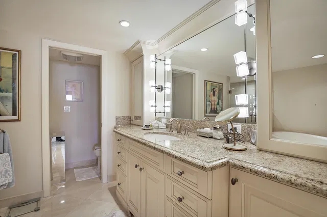 The Plaza of The Palm Beaches Unit 23g photo 12