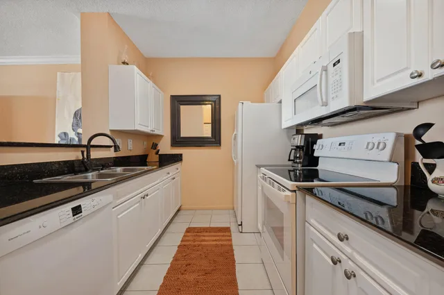 The Tower Condominium at Cityplace Unit 1208 Ph306 photo 3