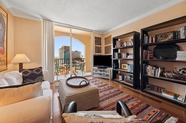 The Tower Condominium at Cityplace Unit 1208 Ph306 photo 5