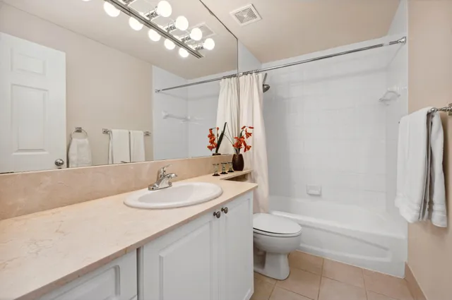 The Tower Condominium at Cityplace Unit 1208 Ph306 photo 8