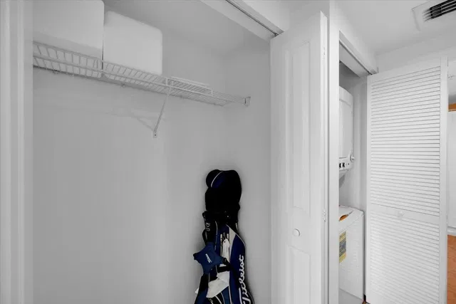 The Metropolitan Unit 518 photo 17