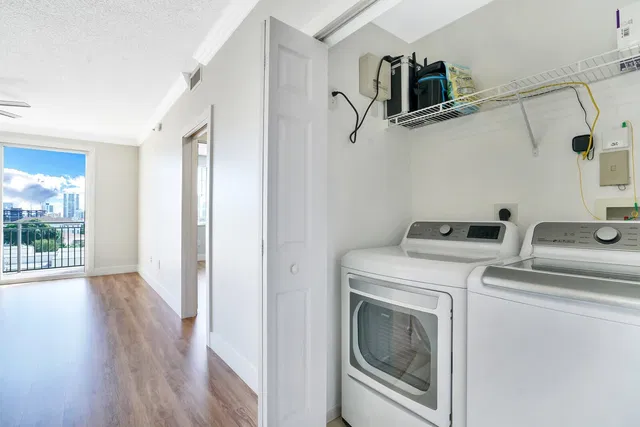 The Montecito Unit 805 photo 6