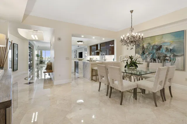 Esplanade Grande Unit 605 photo 6