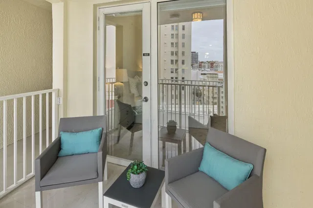 Esplanade Grande Unit 605 photo 21