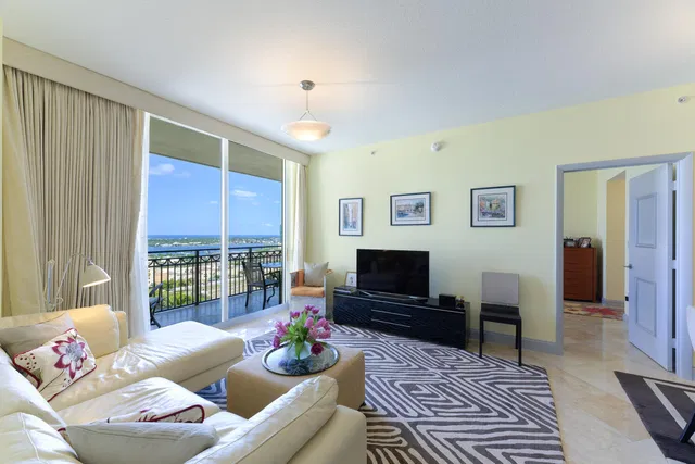 CityPlace South Tower Unit 1717 photo 9