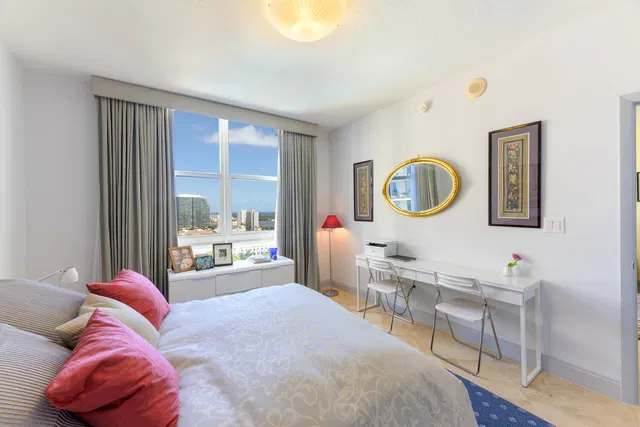 CityPlace South Tower Unit 1717 photo 15