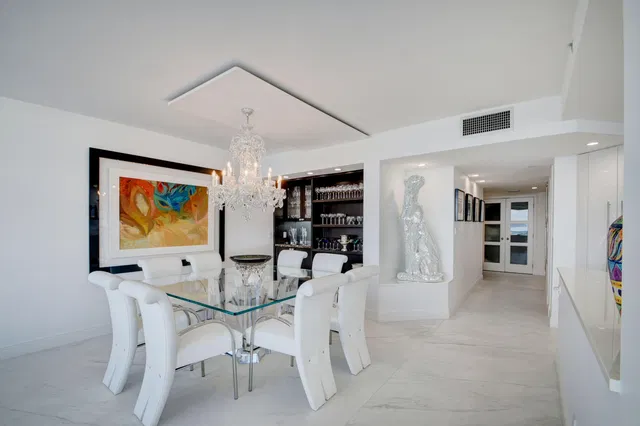 The Plaza of The Palm Beaches Unit 20a photo 12