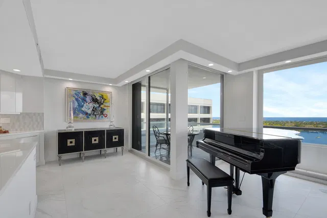 The Plaza of The Palm Beaches Unit 20a photo 15