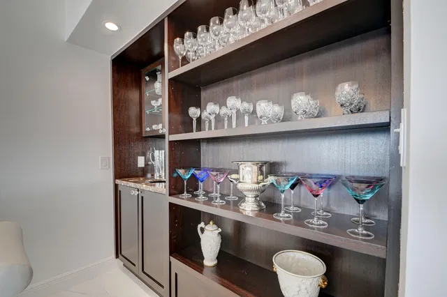 The Plaza of The Palm Beaches Unit 20a photo 16