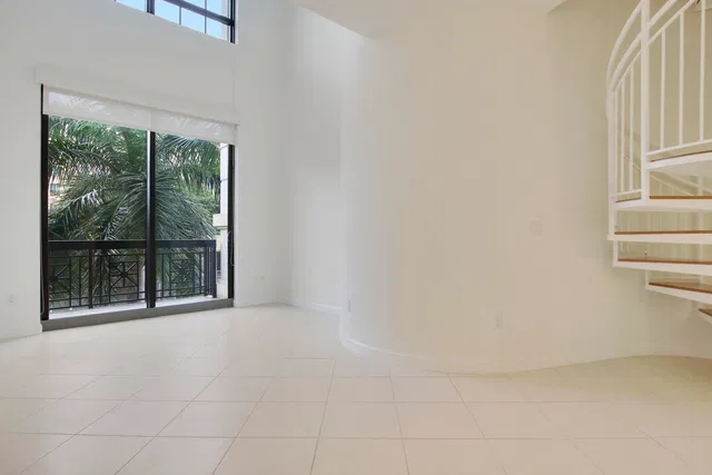 One City Plaza Unit 207 photo 5
