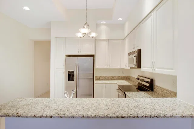 One City Plaza Unit 207 photo 11