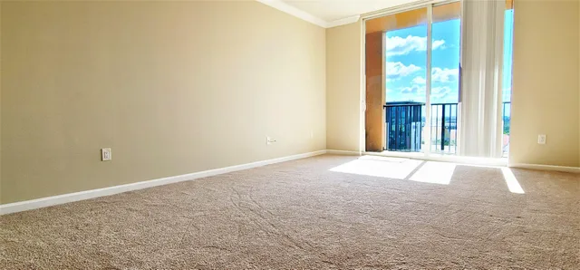 The Tower Condominium at Cityplace Unit 1107 photo 4
