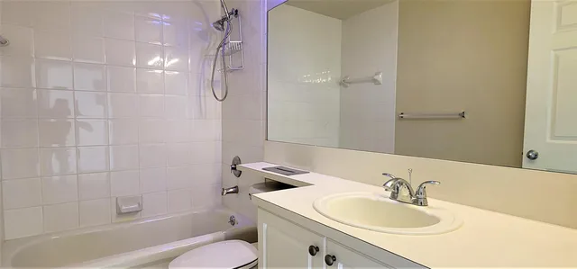 The Tower Condominium at Cityplace Unit 1107 photo 7