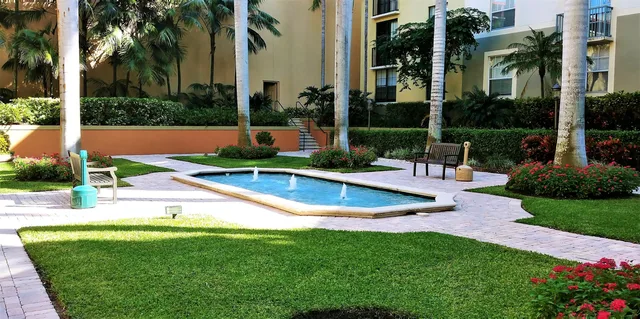 The Tower Condominium at Cityplace Unit 1107 photo 8