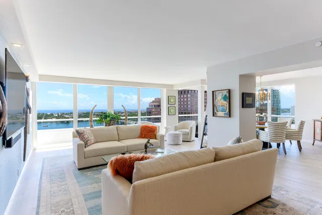 The Plaza of The Palm Beaches Unit 17h photo 2