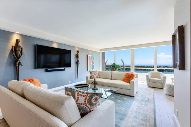 The Plaza of The Palm Beaches Unit 17h photo 3