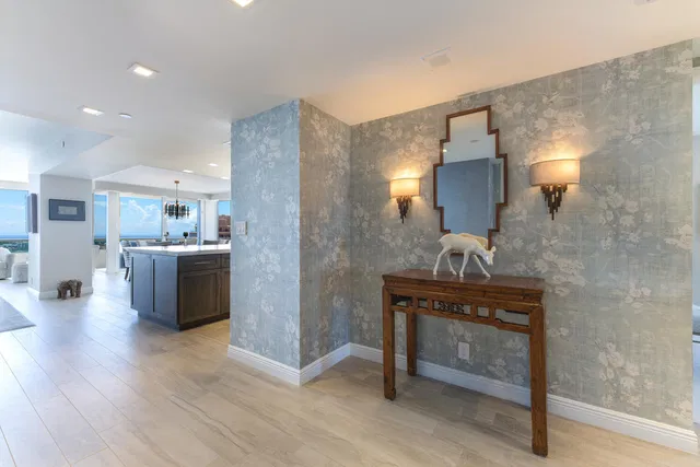 The Plaza of The Palm Beaches Unit 17h photo 11