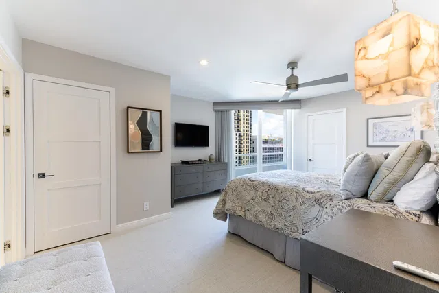 The Plaza of The Palm Beaches Unit 17h photo 12