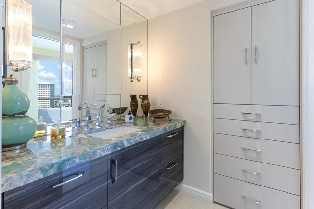 The Plaza of The Palm Beaches Unit 17h photo 17