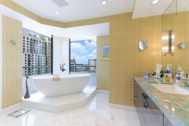 The Plaza of The Palm Beaches Unit 17h photo 18