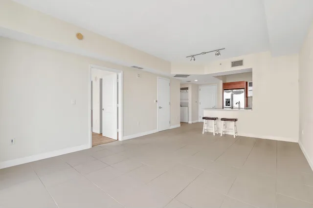 City Palms Unit 303 photo 5