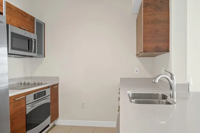City Palms Unit 303 photo 13