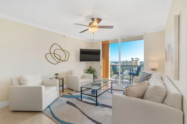 The Tower Condominium at Cityplace Unit 1004 photo 3