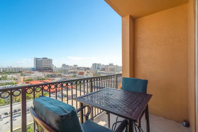 The Tower Condominium at Cityplace Unit 1004 photo 16