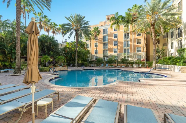 The Tower Condominium at Cityplace Unit 1004 photo 18