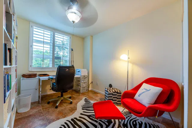 The Metropolitan Unit 204 photo 14